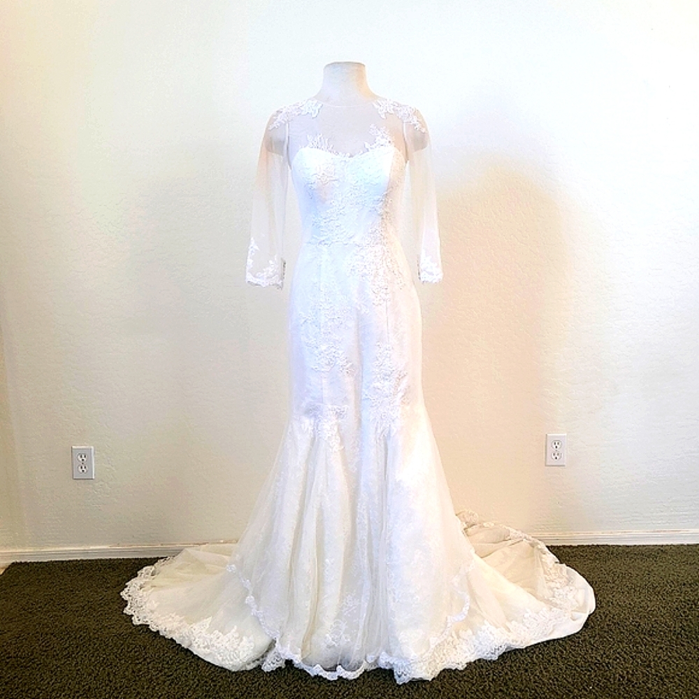 White Mermaid W Train Melissa Sweet Wedding Dress, Lace, Buttons, Sheer Size 6